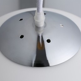 Lampadario in legno e bambù in stile moderno e contemporaneo