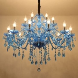 Grande lampadario di cristallo europeo con luce pendente di colore blu estetico