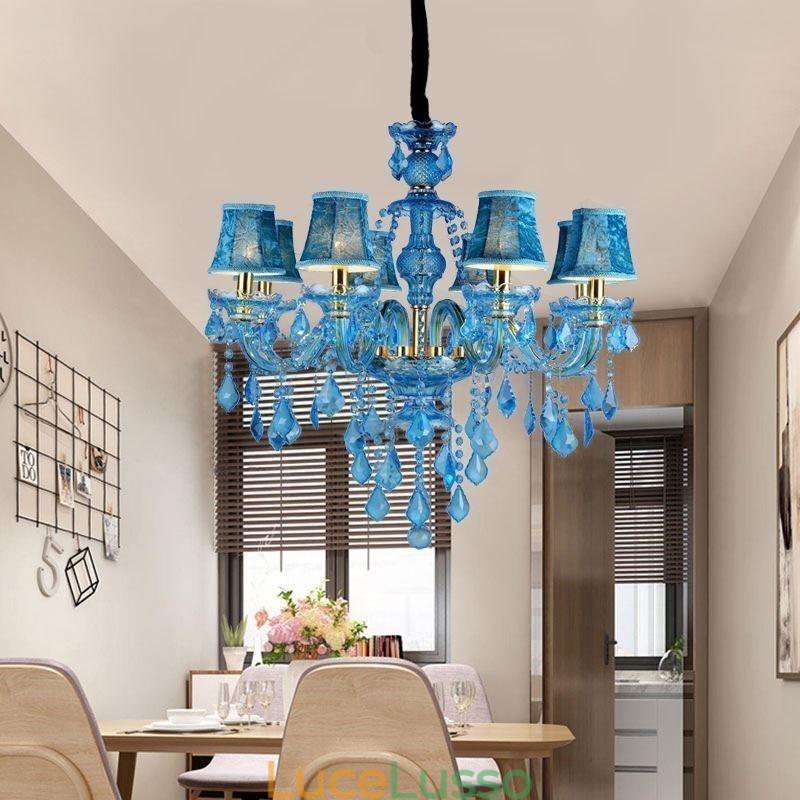 Grande lampadario di cristallo blu europeo