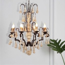Lampadario elegante in legno in stile retrò