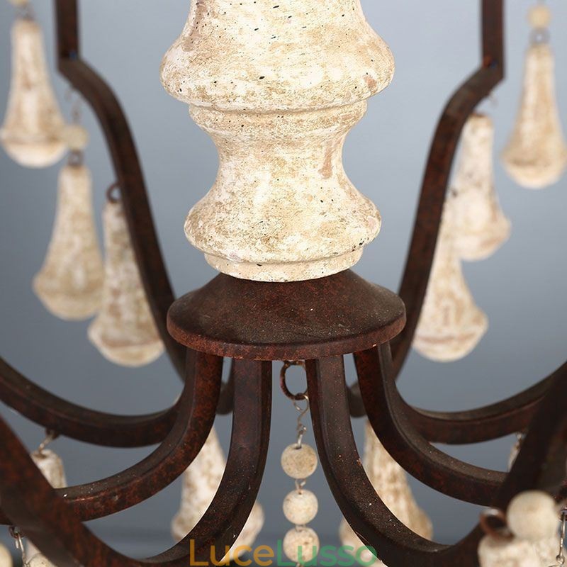 Lampadario elegante in legno in stile retrò