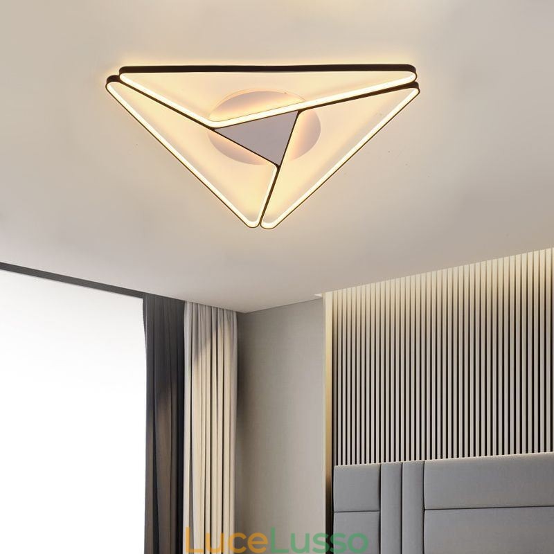 Plafoniera minimalista a triangolo da montare a filo