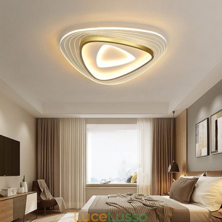 Lampada da soffitto a soffitto a triangolo con montaggio a filo Lampada da soffitto a soffitto a triangolo con montaggio a filo