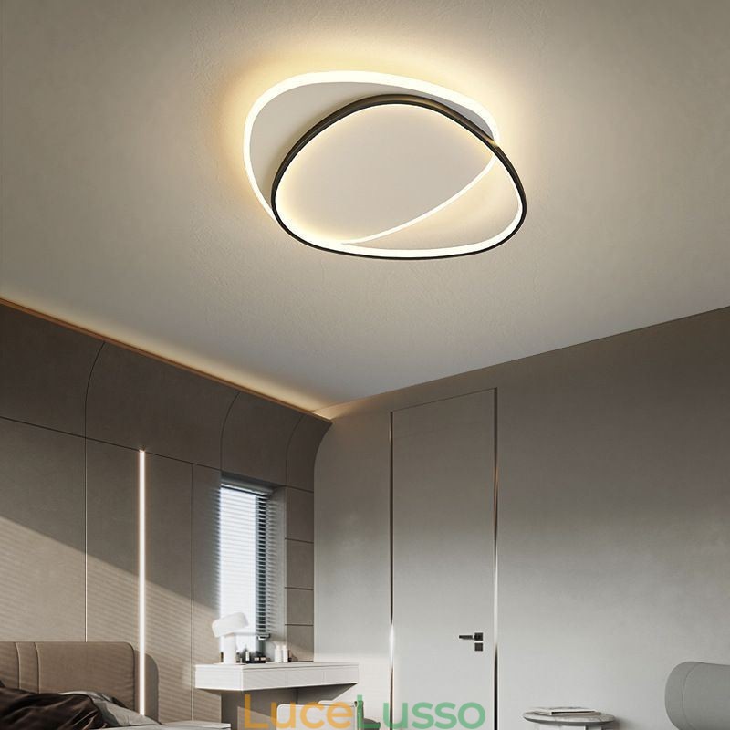 Plafoniera a doppio triangolo da montare a filo