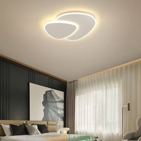 Illuminazione da soffitto a doppio triangolo a filo Illuminazione da soffitto a doppio triangolo a filo
