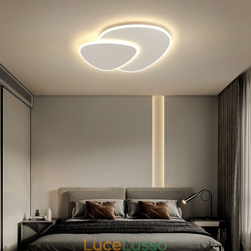 Illuminazione da soffitto a doppio triangolo a filo