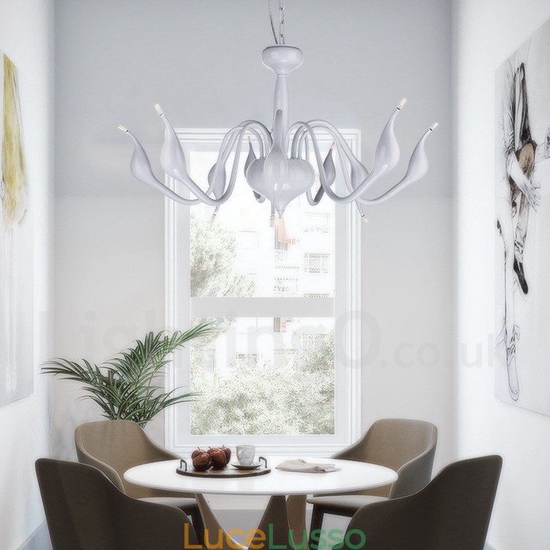 Lampadario a forma di cigno postmoderno in acciaio inox da 18 luci G4 finitura bianca