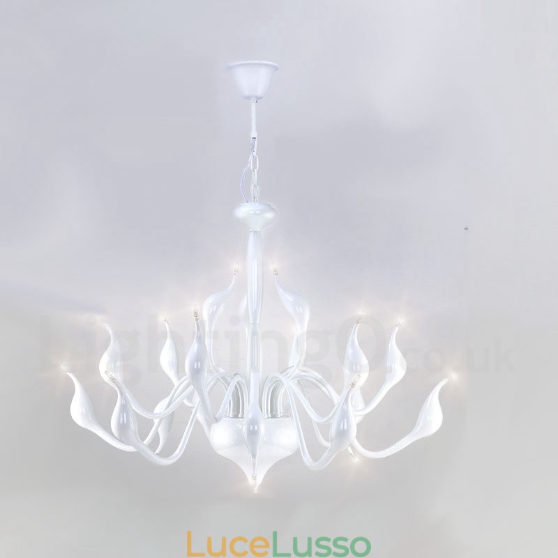Lampadario a forma di cigno postmoderno in acciaio inox da 18 luci G4 finitura bianca
