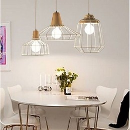 Lampadario in metallo illuminazione C Semplice