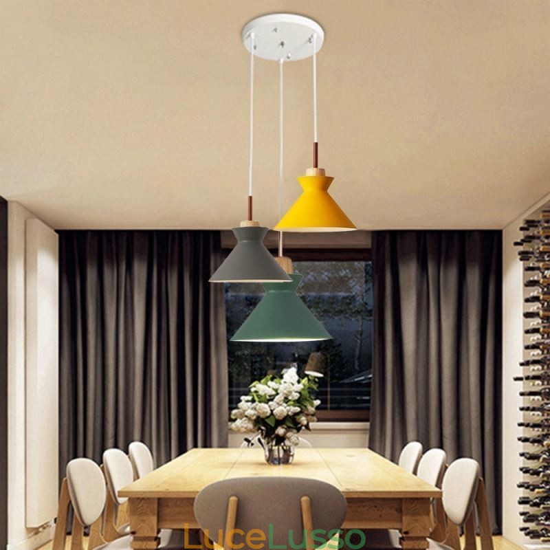Illuminazione a sospensione a 3 luci Nordic Macaron Island, semplice ferro Arti, tre luci