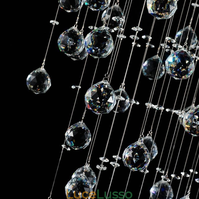 Lampadario moderno in cristallo con montaggio a filo del soffitto