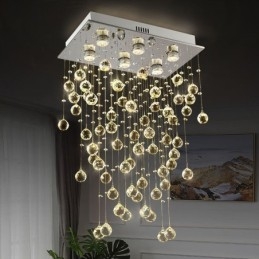 Lampadario moderno in cristallo con montaggio a filo del soffitto