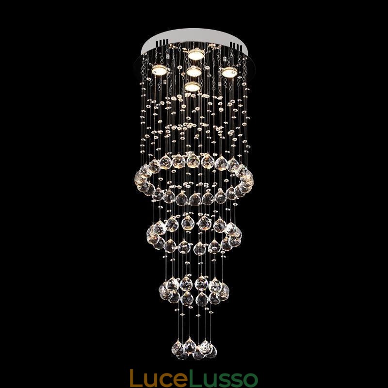 Lampadario di cristallo elegante e contemporaneo, lampada da soffitto, scala duplex