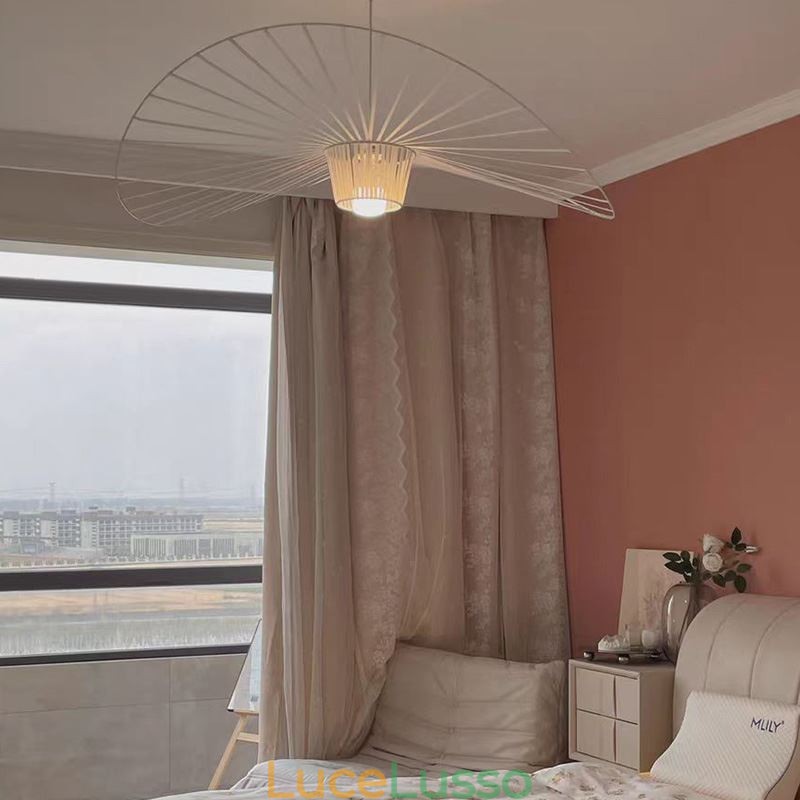 Lampada a sospensione moderna semplice in ferro battuto a forma di cappello