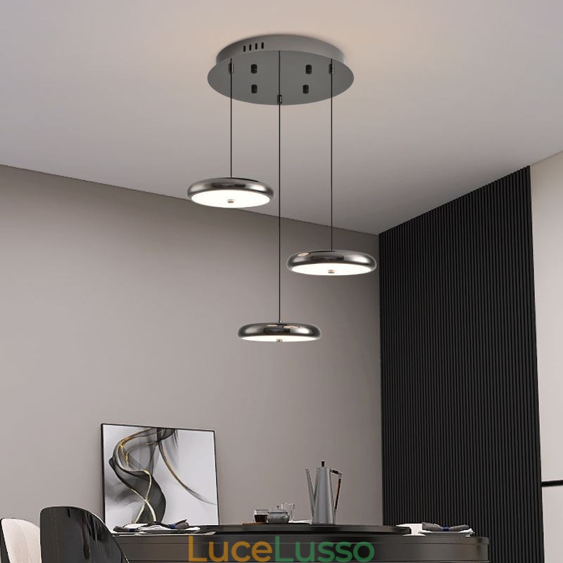 Lampada a sospensione a tre teste Lampada a sospensione rotonda