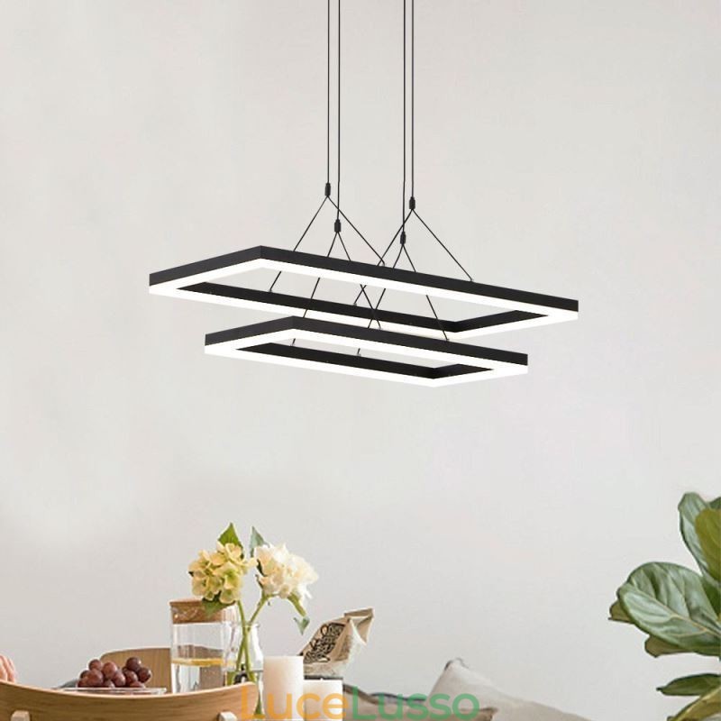 Lampadario moderno con cornice in acrilico nero