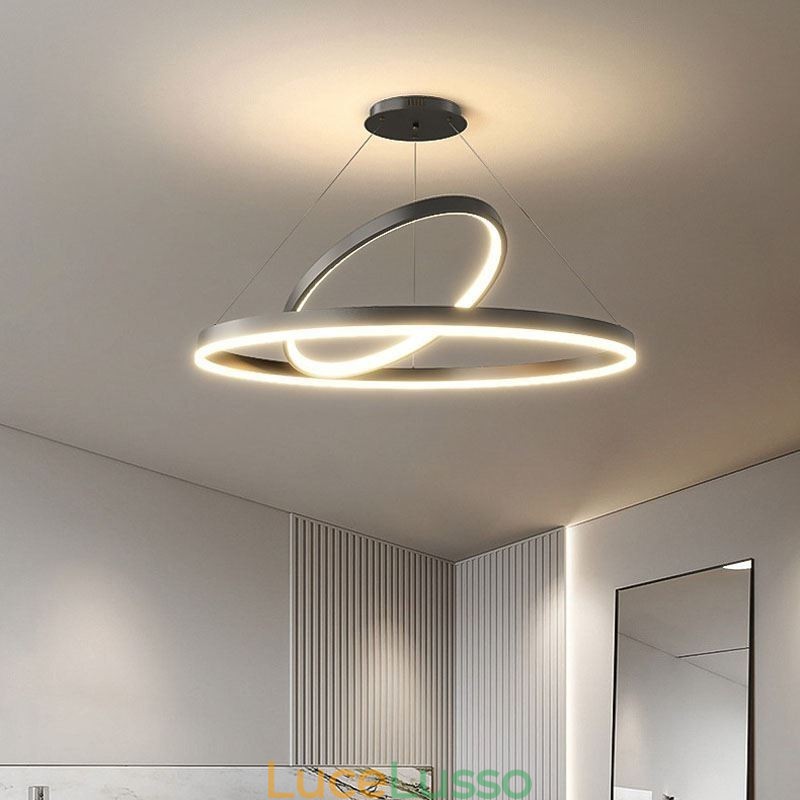 Lampada a sospensione moderna con anelli circolari in acrilico
