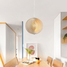 Lampadario moderno a forma di palla rotonda in tiglio
