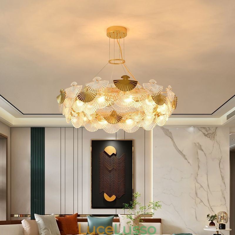 Lampadario a forma di ventaglio in vetro europeo