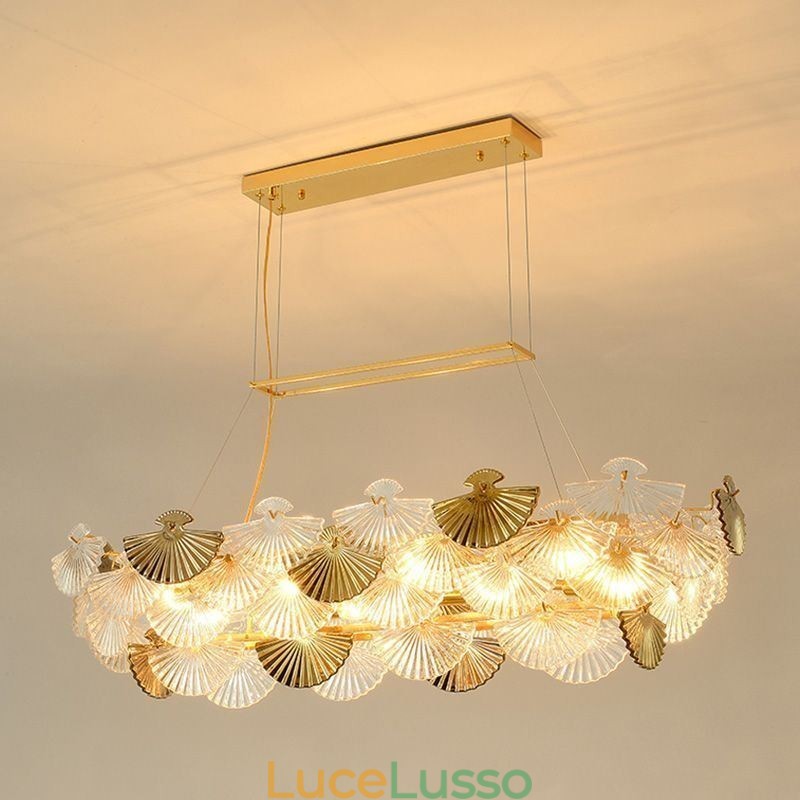 Lampadario a forma di ventaglio in vetro europeo
