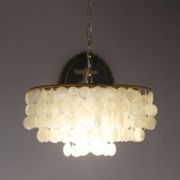 Lampada a sospensione a conchiglia europea