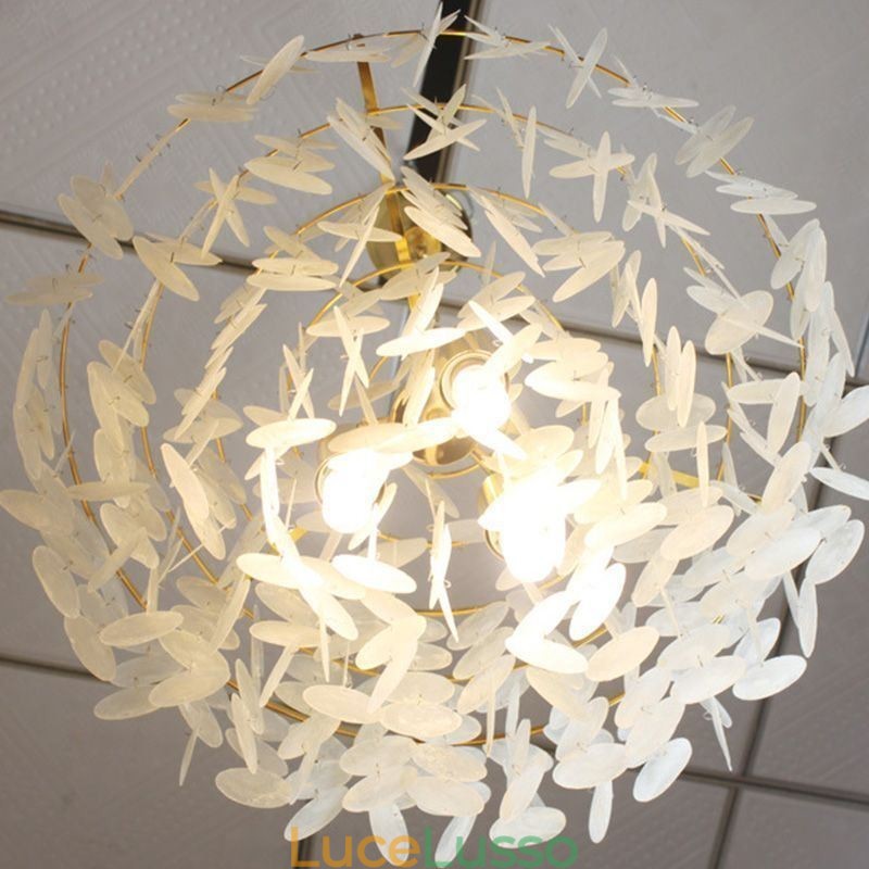 Lampada a sospensione a conchiglia europea