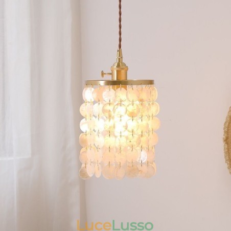 Lampadario classico moderno con paralume in conchiglia bianca, lampada a sospensione, lampada da soffitto Lampadario classico moderno con paralume in conchiglia bianca, lampada a sospensione, lampada da soffitto
