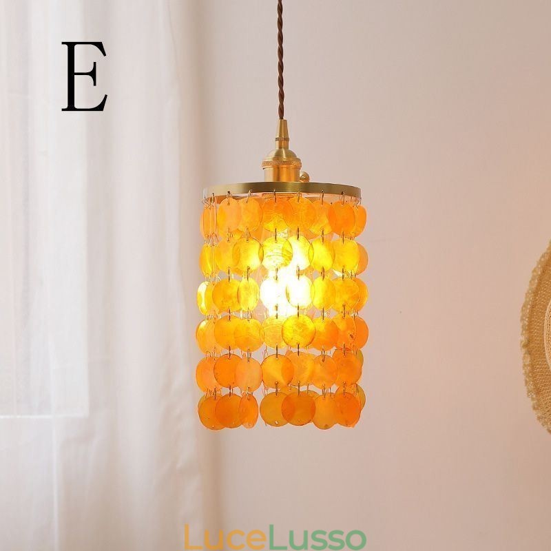 Lampadario classico moderno con paralume in conchiglia bianca, lampada a sospensione, lampada da soffitto