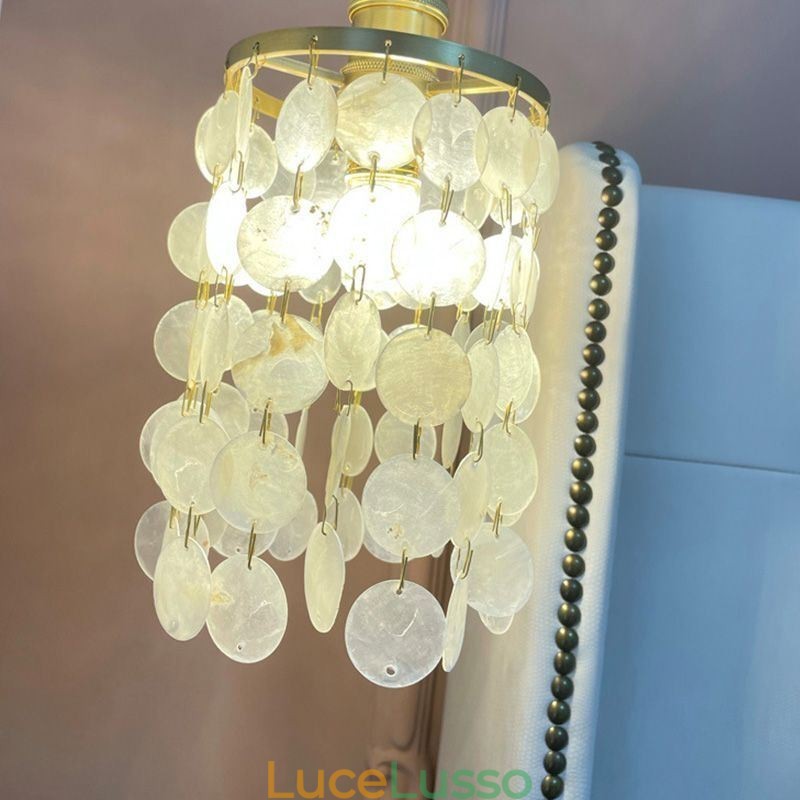 Lampadario classico moderno con paralume in conchiglia bianca, lampada a sospensione, lampada da soffitto