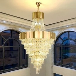 Lampada a sospensione conica in cristallo europeo