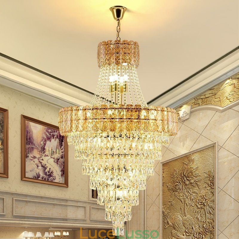 Moderna ed elegante lampada a sospensione in cristallo, luce da soffitto conica