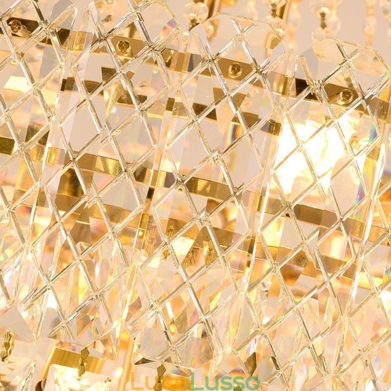 Moderna ed elegante lampada a sospensione in cristallo, luce da soffitto conica