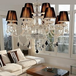 Elegante lampadario di cristallo con 12 luci