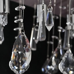 Lampadario tradizionale classico in metallo cromato di cristallo