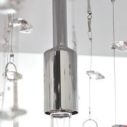 Lampadario tradizionale classico in metallo cromato di cristallo