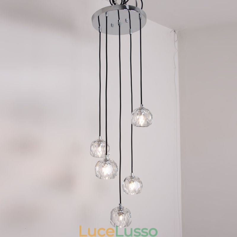 Moderna lampada da soffitto a forma di pallone da calcio in cristallo