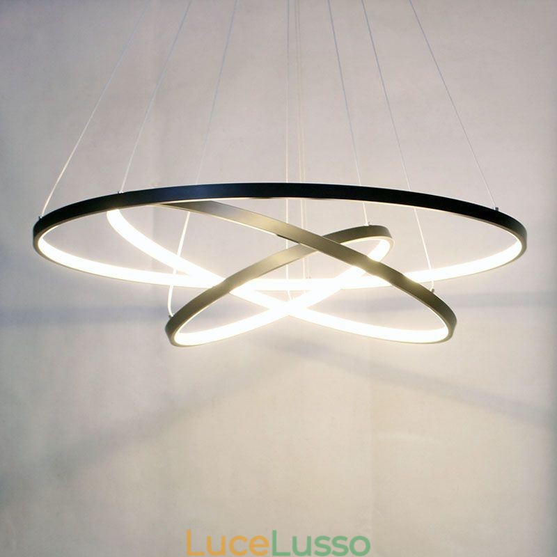 Lampada a sospensione moderna in alluminio nero con 3 anelli