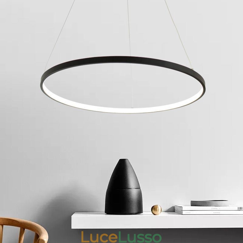 Lampada a sospensione in acrilico a forma di cerchio