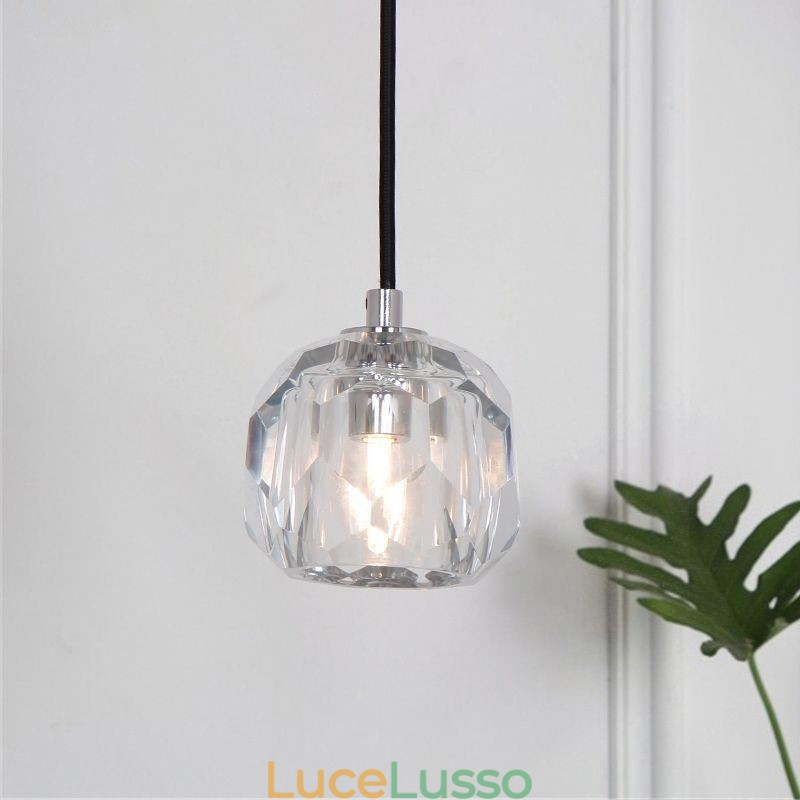 Moderna lampada da soffitto a forma di pallone da calcio in cristallo