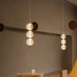 Lampada a sospensione con perline acriliche illuminazione decorativa