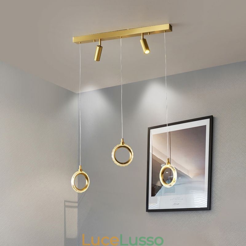 Lampada a sospensione in acrilico con faretto