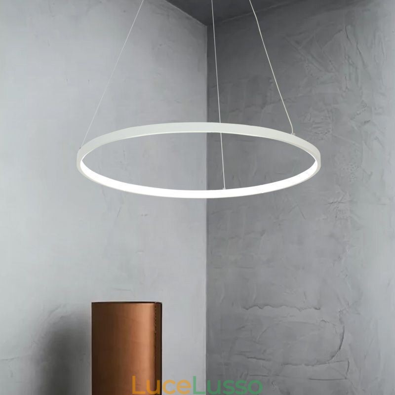 Lampada a sospensione in acrilico a forma di cerchio