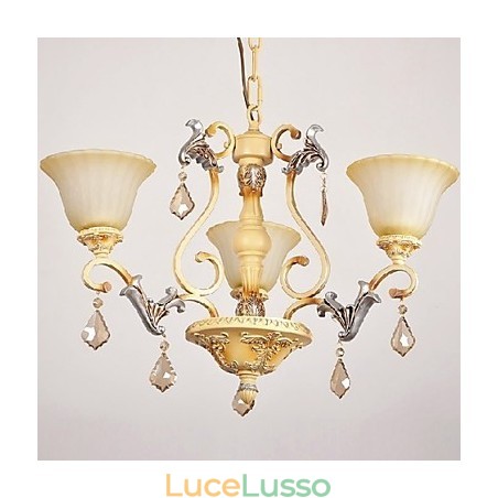 Lampadario tradizionale classico in cristallo dipinto Lampadario tradizionale classico in cristallo dipinto
