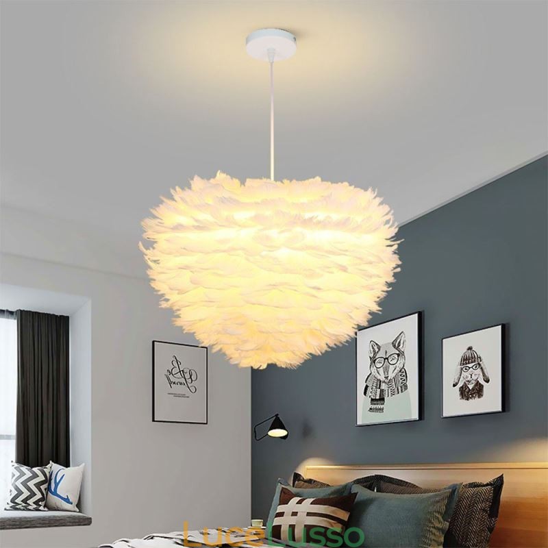 Lampadario decorativo a forma di piuma graziosa