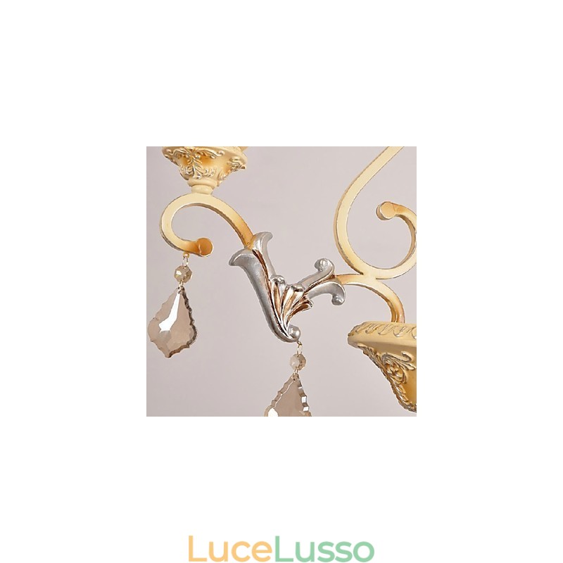 Lampadario tradizionale classico in cristallo dipinto