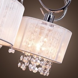 Lampadario moderno contemporaneo in metallo cromato e cristallo
