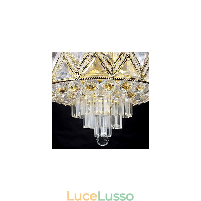 Lampadario in metallo dipinto in cristallo classico tradizionale