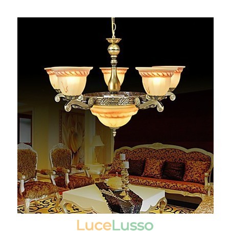 Lampadario in metallo bronzo retrò vintage classico tradizionale Lampadario in metallo bronzo retrò vintage classico tradizionale