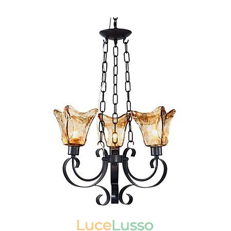 Lampadario in metallo dipinto in stile classico tradizionale Lampadario in metallo dipinto in stile classico tradizionale