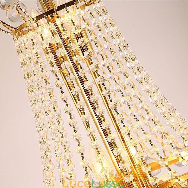 Elegante lampadario di cristallo a sospensione lunga